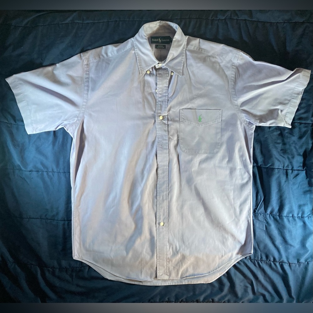 Ralph Lauren shirt men’s size (M) purple short sleeve solid shirt